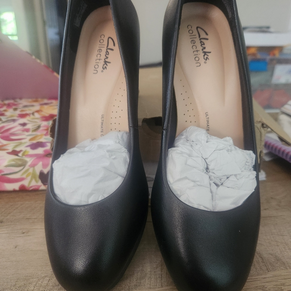 Clarks Black Leather Heels Classic Design